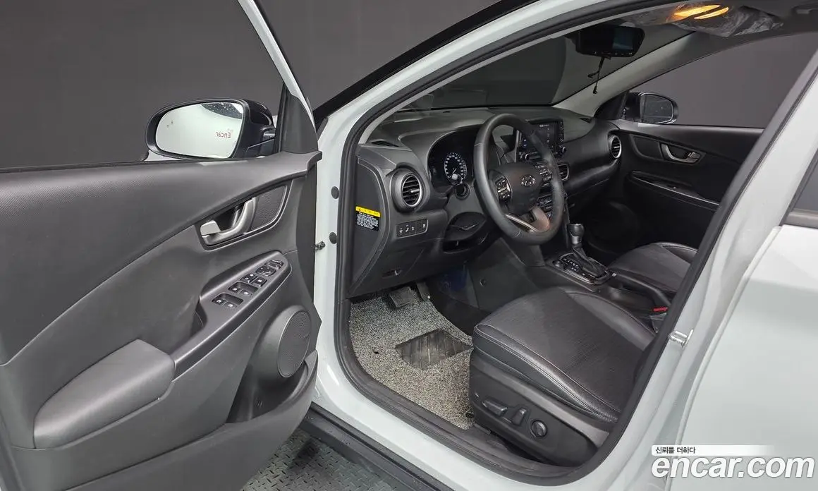 Hyundai Kona 2018 1.6 автомат (гидро), фото 13