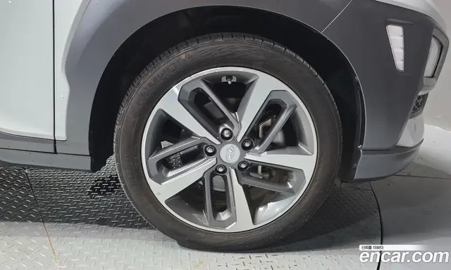 Hyundai Kona 2018 1.6 автомат (гидро), миниатюра 7