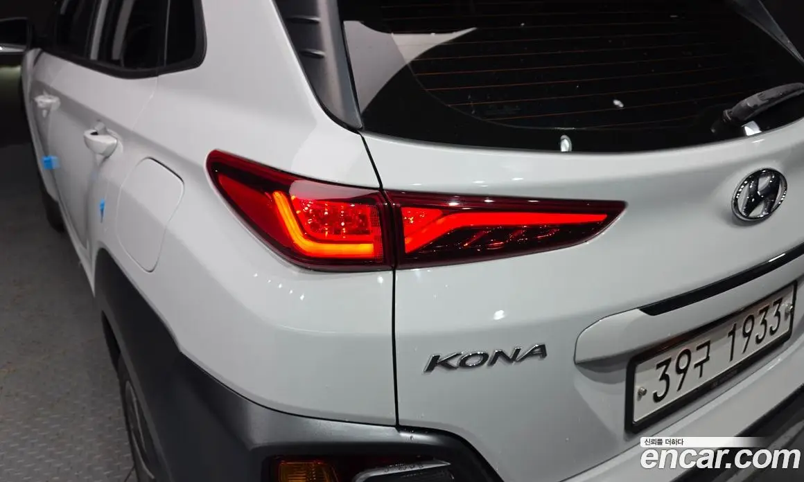 Hyundai Kona 2018 1.6 автомат (гидро), фото 9