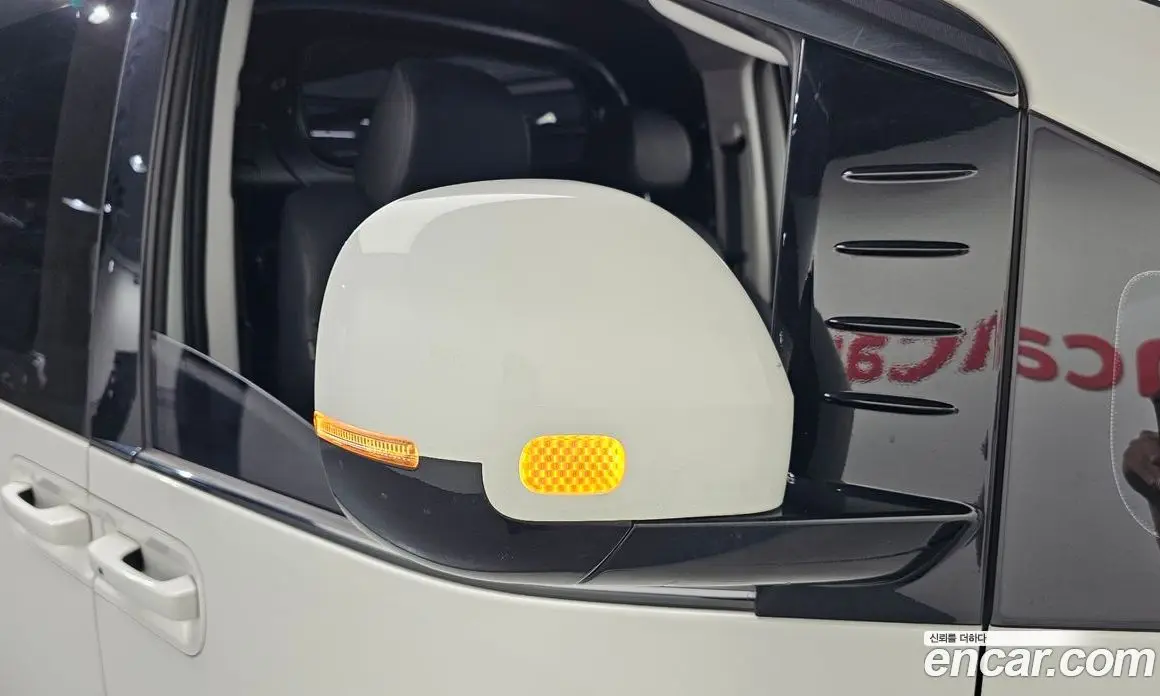 Hyundai Staria 2021 2.2 автомат (гидро), фото 29