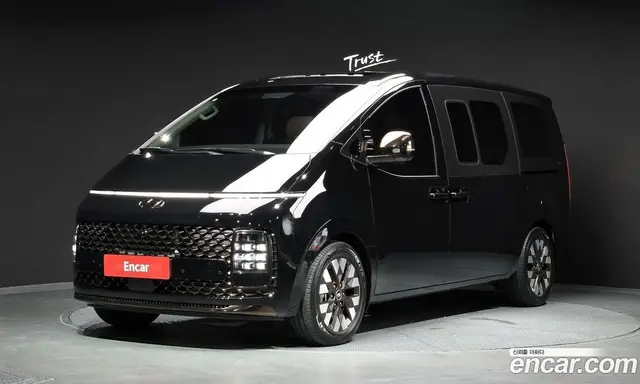 Hyundai Staria, 2023, 6 009 км