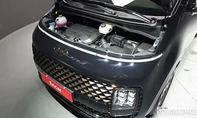 Hyundai Staria 2023 2.2 автомат (гидро), миниатюра 6