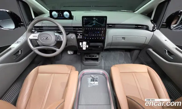 Hyundai Staria 2023 2.2 автомат (гидро), миниатюра 7