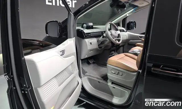 Hyundai Staria 2023 2.2 автомат (гидро), миниатюра 10