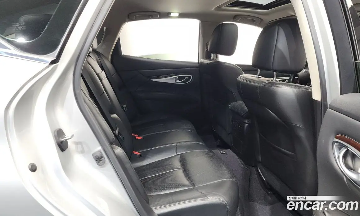 Infiniti Q70 2014 3.7 автомат (гидро), фото 11 Infiniti Q70 2014 3.7 автомат (гидро), фото 11