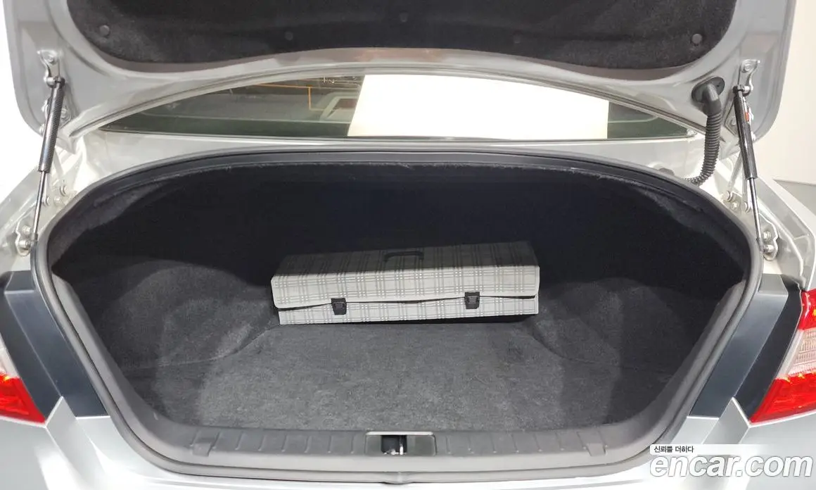 Infiniti Q70 2014 3.7 автомат (гидро), фото 17 Infiniti Q70 2014 3.7 автомат (гидро), фото 17