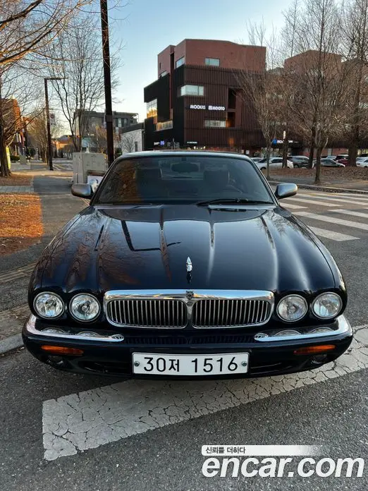 Jaguar XJ-8 1998 3.0 автомат (гидро), миниатюра 3 Jaguar XJ-8 1998 3.0 автомат (гидро), миниатюра 3