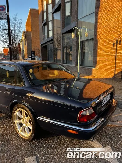 Jaguar XJ-8 1998 3.0 автомат (гидро), миниатюра 4 Jaguar XJ-8 1998 3.0 автомат (гидро), миниатюра 4