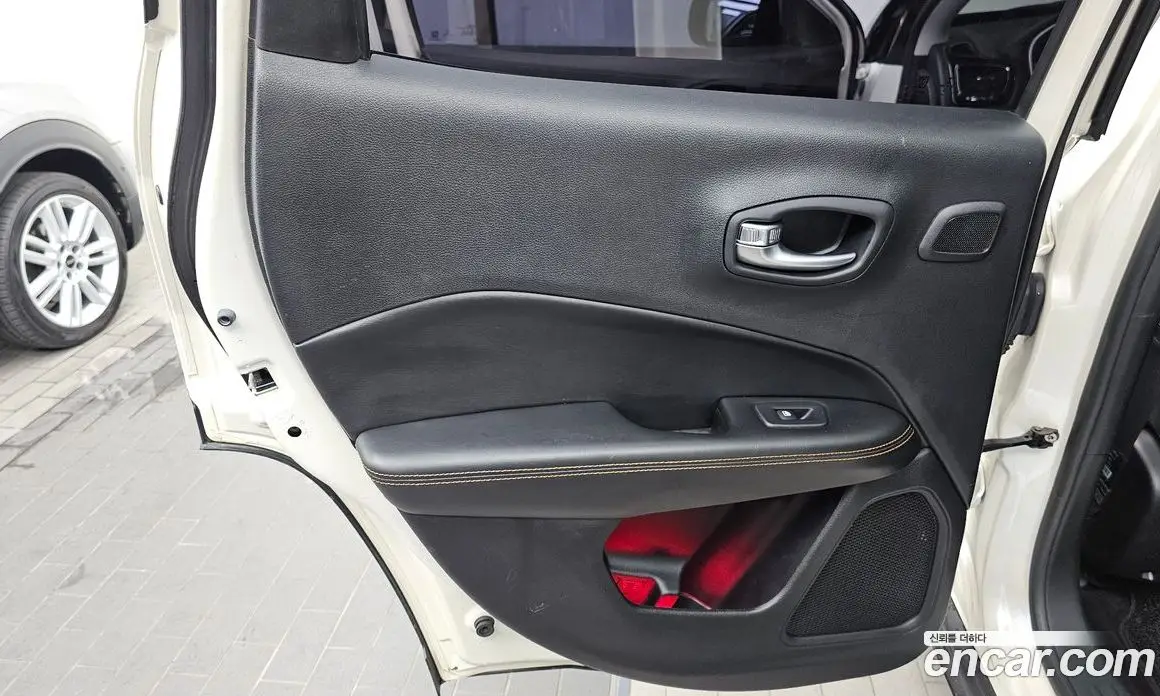 Jeep Compass 2019 2.4 автомат (гидро), фото 15