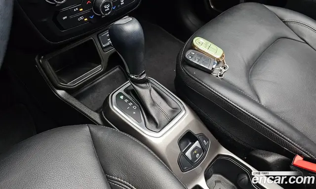 Jeep Renegade 2020 2.4 автомат (гидро), миниатюра 12