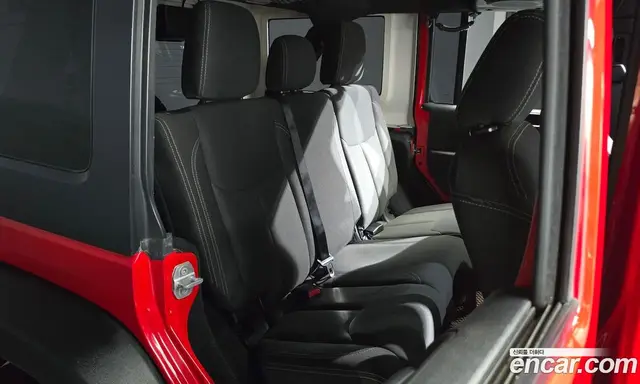 Jeep Wrangler 2016 3.6 автомат (гидро), миниатюра 11 Jeep Wrangler 2016 3.6 автомат (гидро), миниатюра 11