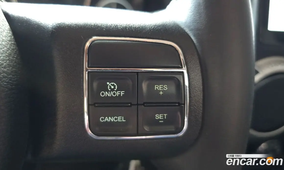 Jeep Wrangler 2016 3.6 автомат (гидро), фото 16 Jeep Wrangler 2016 3.6 автомат (гидро), фото 16