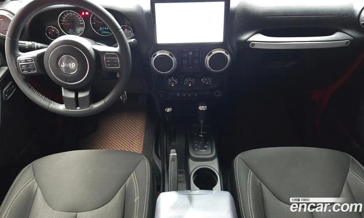 Jeep Wrangler 2016 3.6 автомат (гидро), фото 7 Jeep Wrangler 2016 3.6 автомат (гидро), фото 7