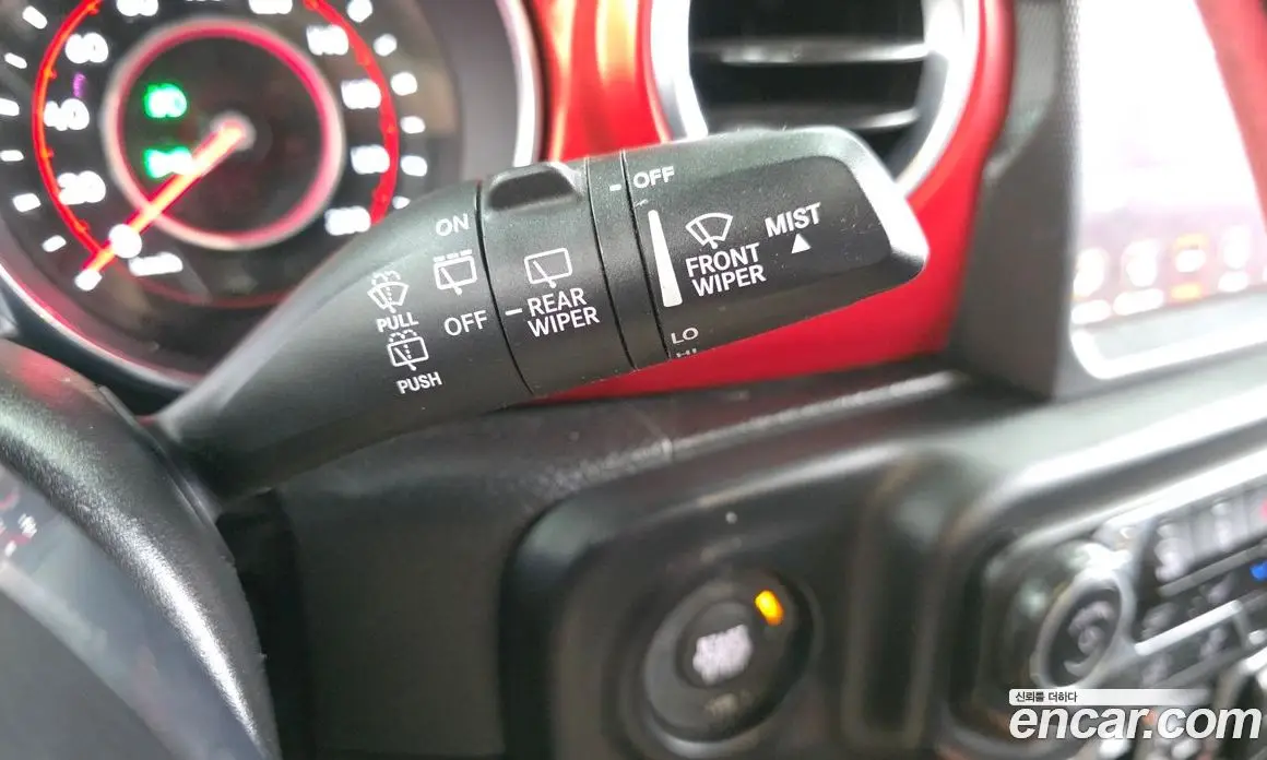 Jeep Wrangler 2021 2.0 автомат (гидро), фото 25 Jeep Wrangler 2021 2.0 автомат (гидро), фото 25