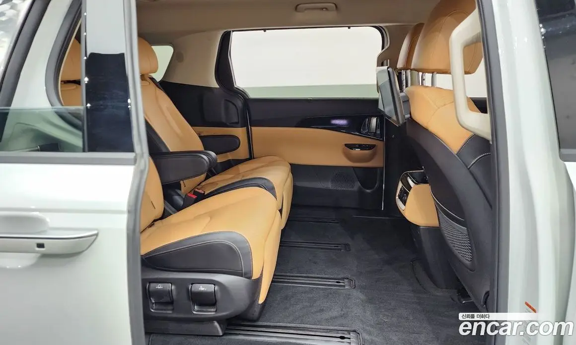 Kia Carnival 2022 3.5 автомат (гидро), фото 17 Kia Carnival 2022 3.5 автомат (гидро), фото 17