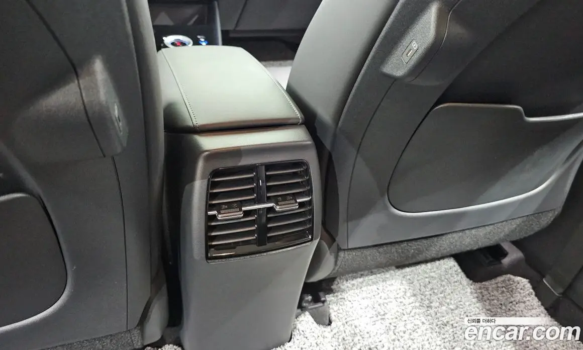 Kia Niro 2023 1.6 автомат (гидро), фото 29
