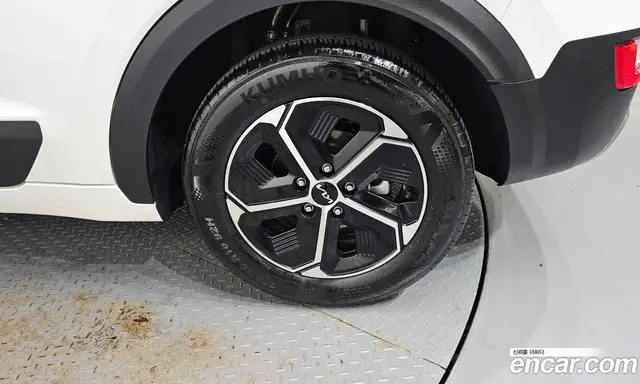 Kia Niro 2023 1.6 автомат (гидро), миниатюра 7