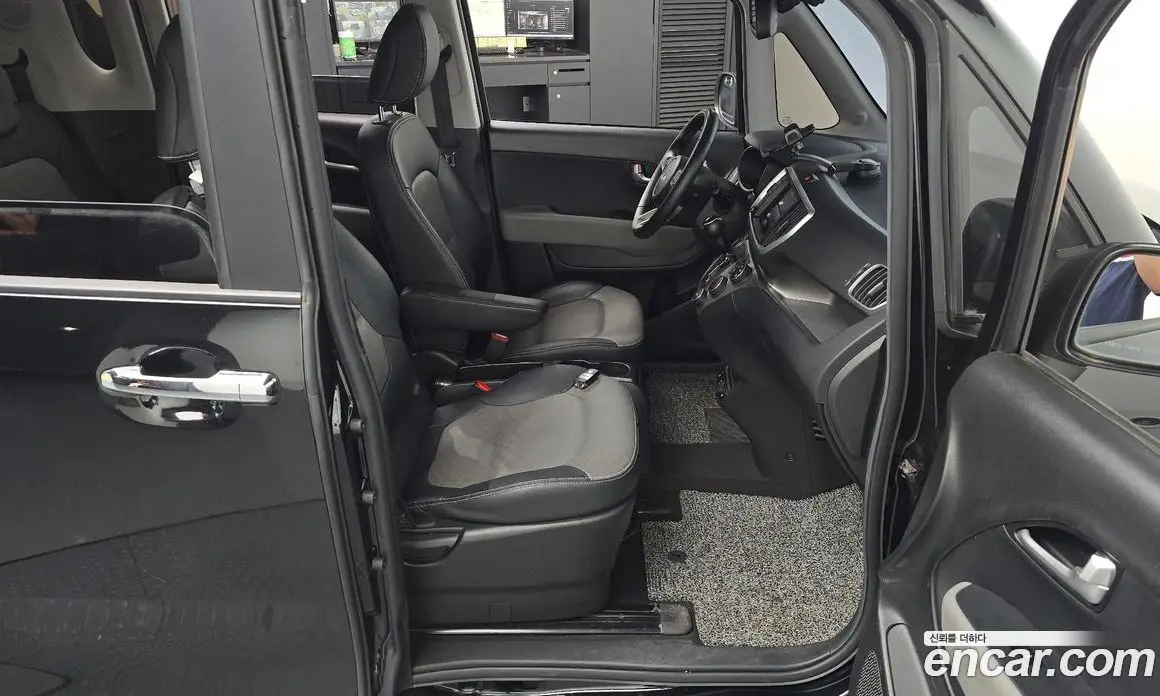 Kia Ray 2022 1.0 автомат (гидро), фото 15