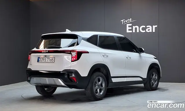 Kia Seltos 2023 1.6 автомат (гидро), миниатюра 2 Kia Seltos 2023 1.6 автомат (гидро), миниатюра 2