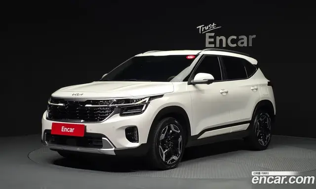 Kia Seltos 2024 1.6 автомат (гидро), миниатюра 1 Kia Seltos 2024 1.6 автомат (гидро), миниатюра 1