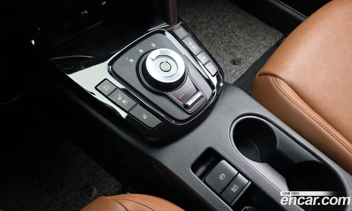 Kia Seltos 2024 1.6 автомат (гидро), фото 12 Kia Seltos 2024 1.6 автомат (гидро), фото 12