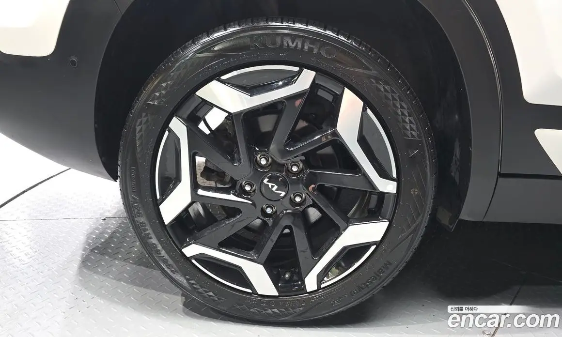 Kia Seltos 2024 1.6 автомат (гидро), фото 5 Kia Seltos 2024 1.6 автомат (гидро), фото 5