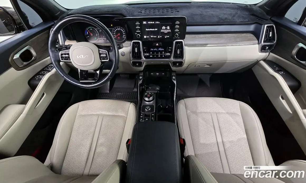 Kia Sorento 2022 1.6 автомат (гидро), фото 7 Kia Sorento 2022 1.6 автомат (гидро), фото 7