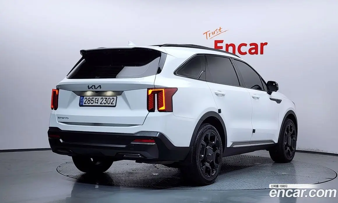 Kia Sorento 2023 2.5 автомат (гидро), фото 2