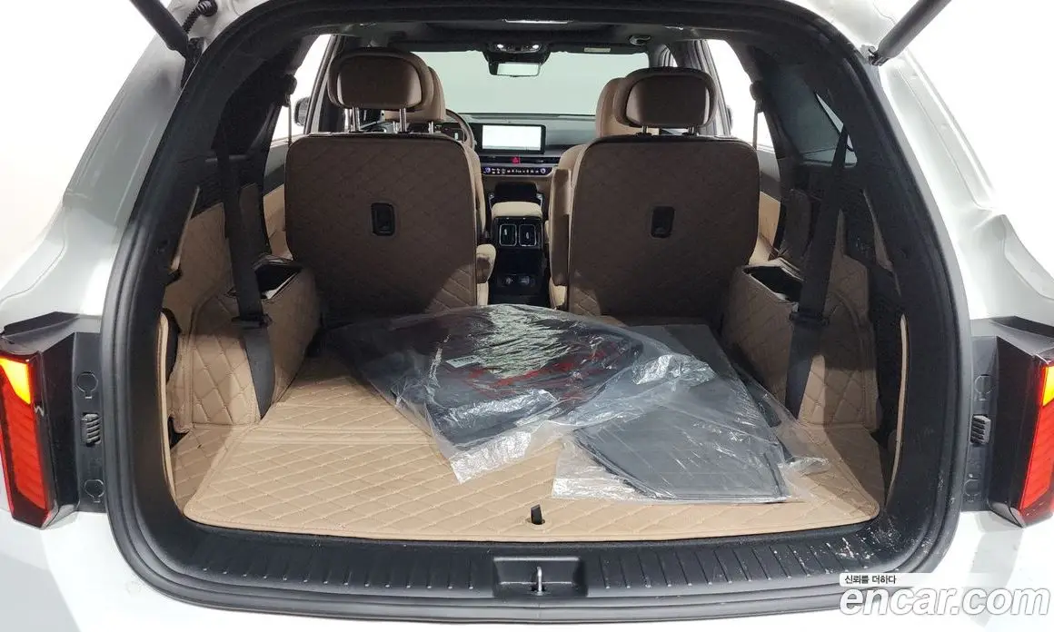 Kia Sorento 2023 2.5 автомат (гидро), фото 24