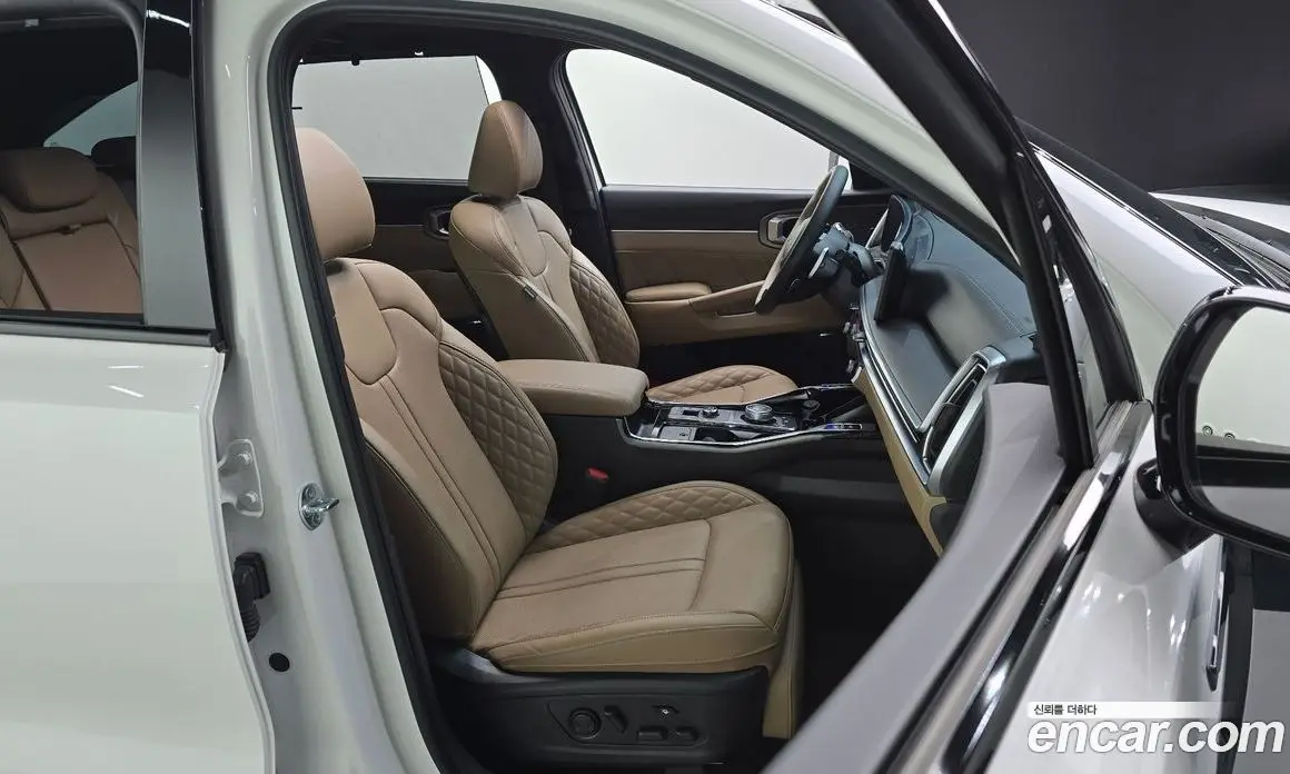 Kia Sorento 2025 1.6 автомат (гидро), фото 17 Kia Sorento 2025 1.6 автомат (гидро), фото 17
