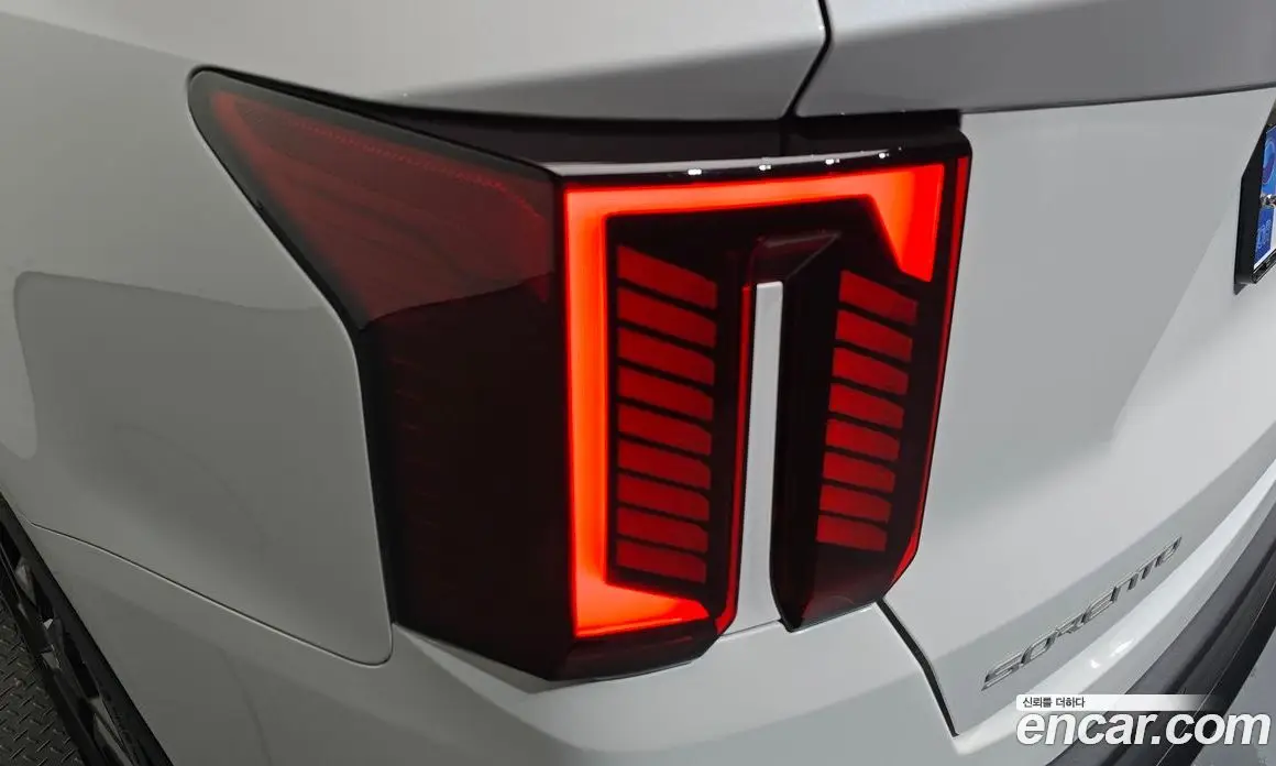 Kia Sorento 2025 1.6 автомат (гидро), фото 9 Kia Sorento 2025 1.6 автомат (гидро), фото 9