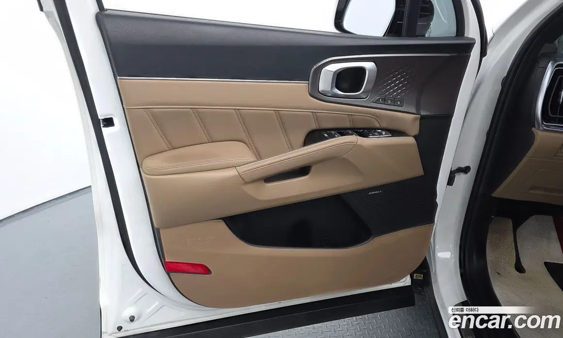 Kia Sorento 2025 1.6 автомат (гидро), фото 14 Kia Sorento 2025 1.6 автомат (гидро), фото 14