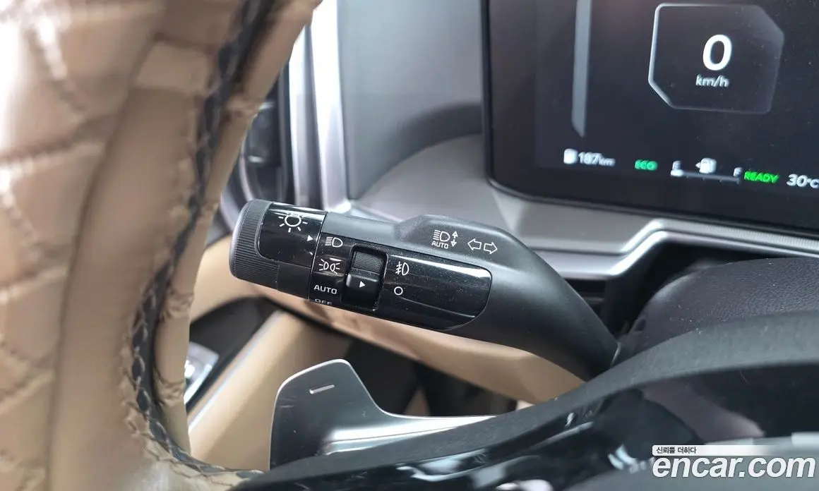 Kia Sorento 2025 1.6 автомат (гидро), фото 29 Kia Sorento 2025 1.6 автомат (гидро), фото 29