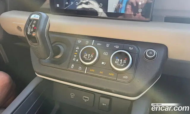 Land Rover Defender 2021 3.0 автомат (гидро), миниатюра 9 Land Rover Defender 2021 3.0 автомат (гидро), миниатюра 9