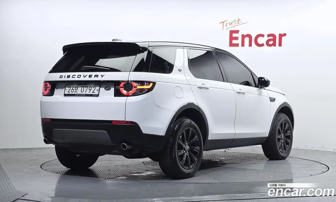 Land Rover Discovery Sport 2016 2.0 автомат (гидро), фото 2 Land Rover Discovery Sport 2016 2.0 автомат (гидро), фото 2