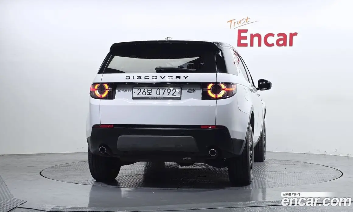 Land Rover Discovery Sport 2016 2.0 автомат (гидро), фото 4 Land Rover Discovery Sport 2016 2.0 автомат (гидро), фото 4