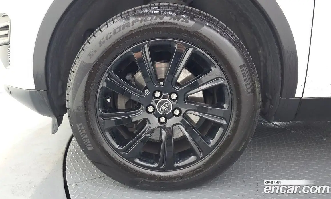 Land Rover Discovery Sport 2016 2.0 автомат (гидро), фото 5 Land Rover Discovery Sport 2016 2.0 автомат (гидро), фото 5