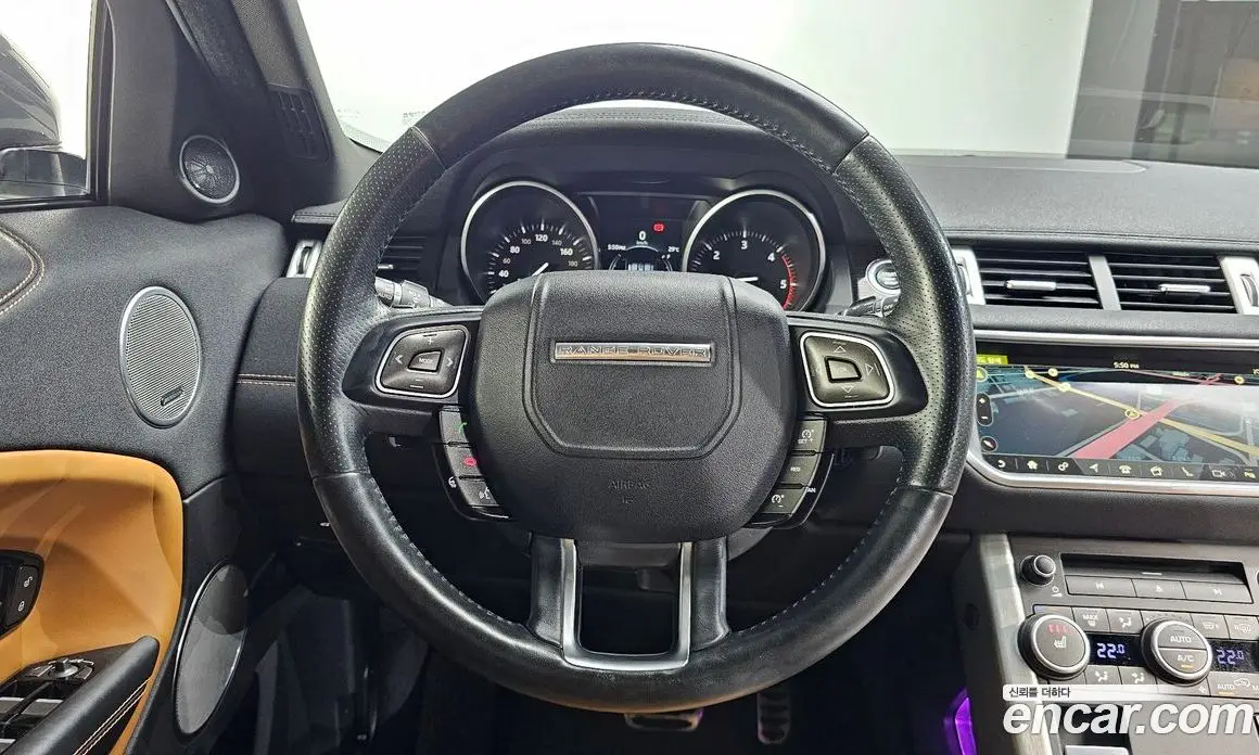 Land Rover Range Rover Evoque 2017 2.0 автомат (гидро), фото 13