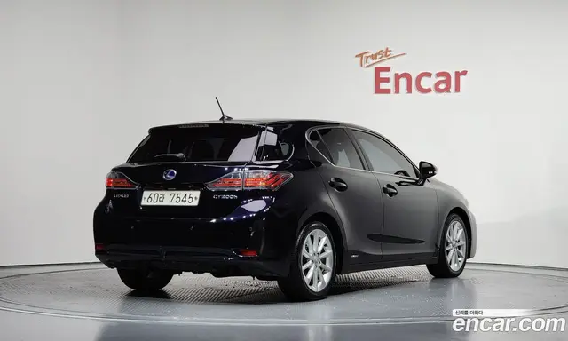 Lexus CT200h 2011 1.8 автомат (гидро), миниатюра 2 Lexus CT200h 2011 1.8 автомат (гидро), миниатюра 2