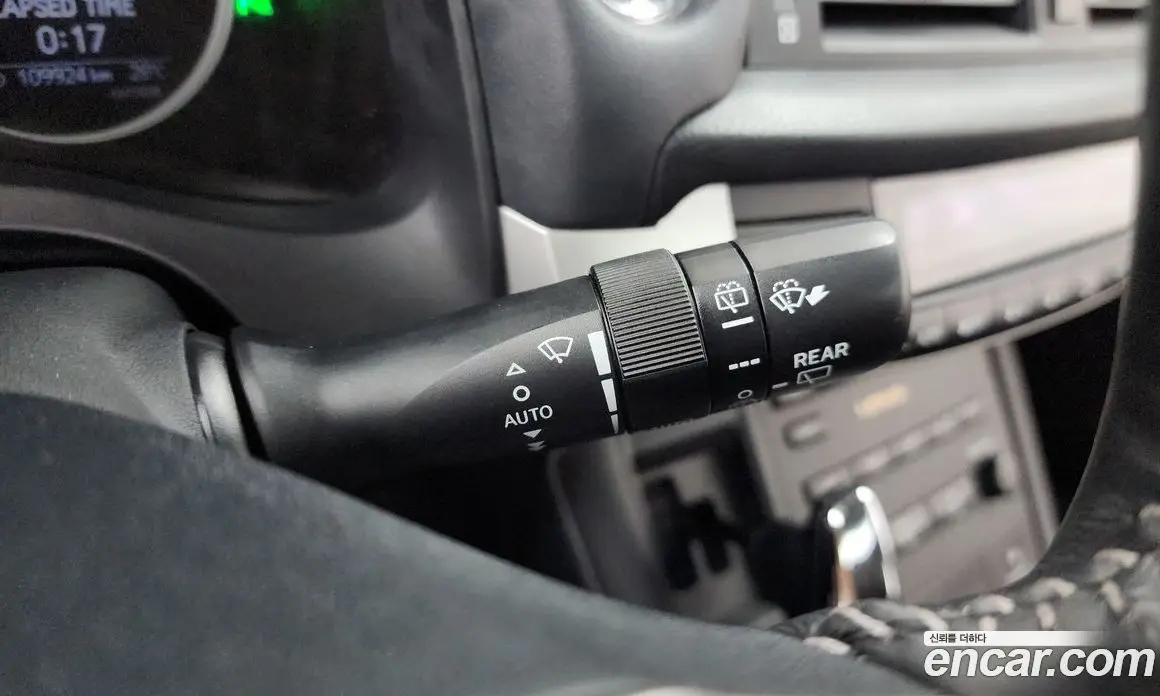 Lexus CT200h 2011 1.8 автомат (гидро), фото 19 Lexus CT200h 2011 1.8 автомат (гидро), фото 19