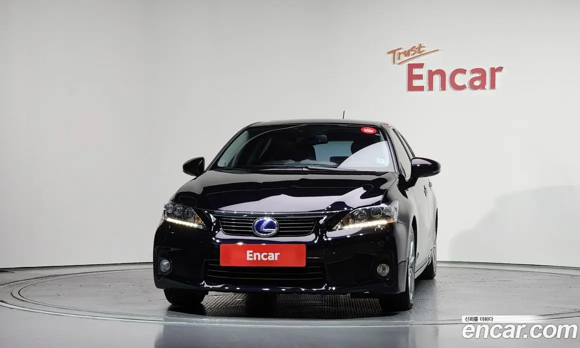 Lexus CT200h 2011 1.8 автомат (гидро), фото 3 Lexus CT200h 2011 1.8 автомат (гидро), фото 3