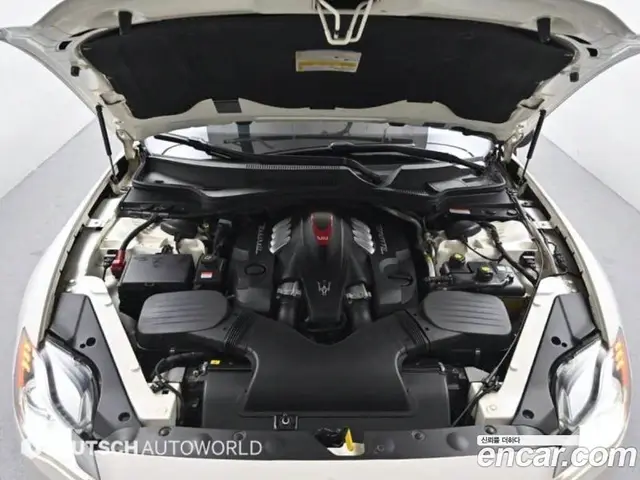 Maserati Quattroporte 2016 3.8 автомат (гидро), миниатюра 6 Maserati Quattroporte 2016 3.8 автомат (гидро), миниатюра 6