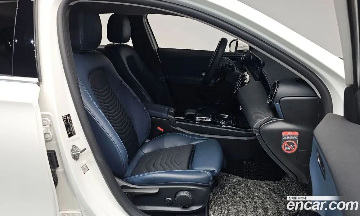 Mercedes-Benz A-Class 2019 2.0 автомат (гидро), фото 15
