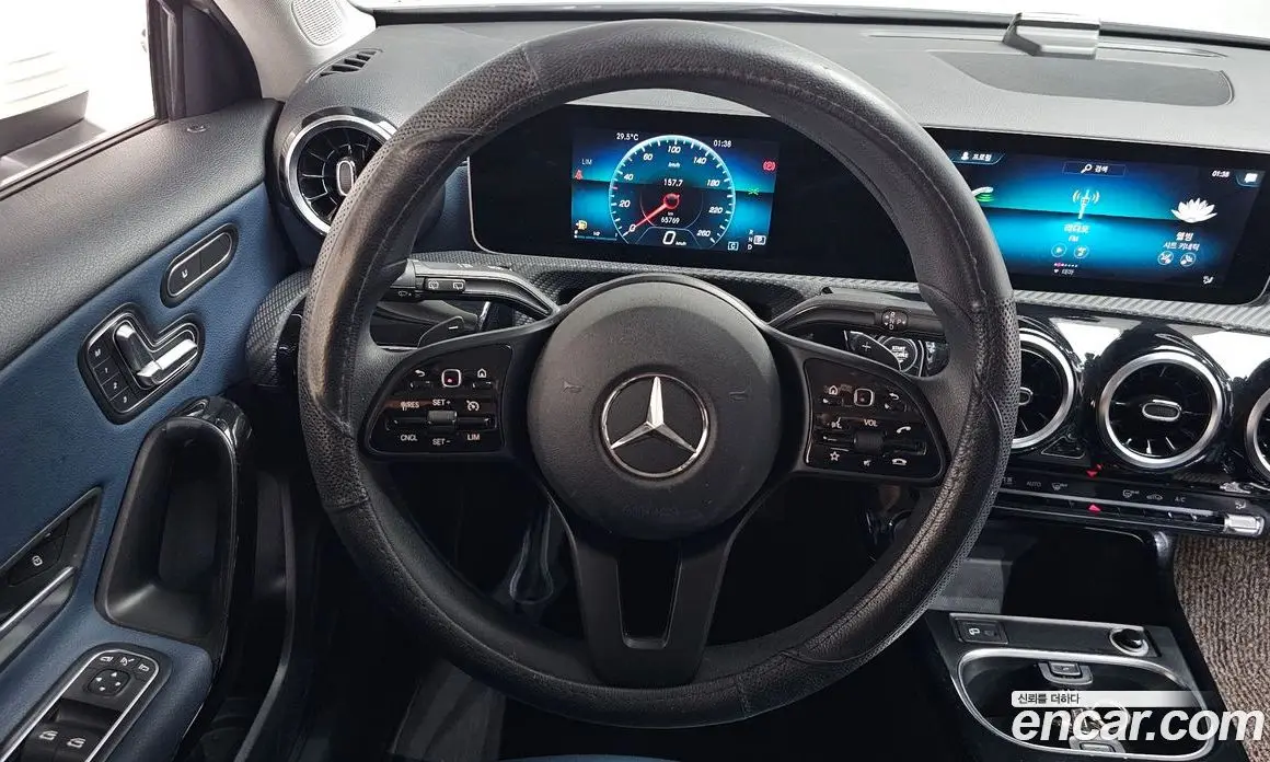 Mercedes-Benz A-Class 2019 2.0 автомат (гидро), фото 18