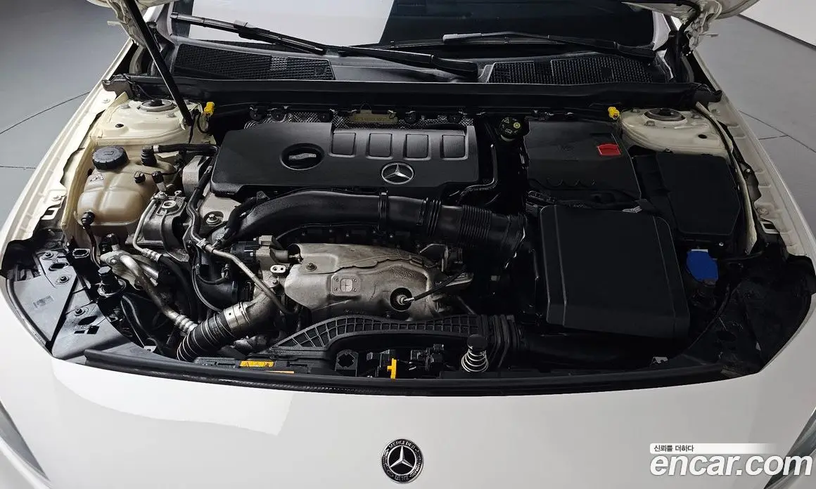 Mercedes-Benz A-Class 2019 2.0 автомат (гидро), фото 5