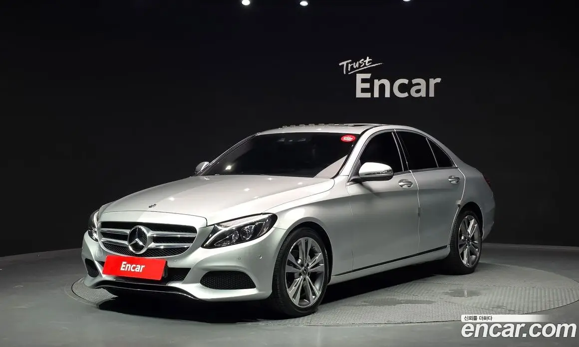 Mercedes-Benz C-Class 2018 2.1 автомат (гидро), фото 1 Mercedes-Benz C-Class 2018 2.1 автомат (гидро), фото 1