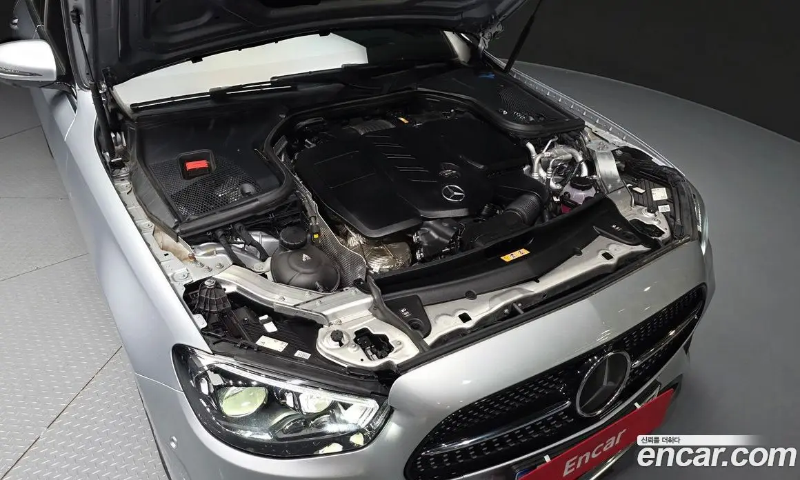 Mercedes-Benz E-Class 2022 1.9 автомат (гидро), фото 6 Mercedes-Benz E-Class 2022 1.9 автомат (гидро), фото 6