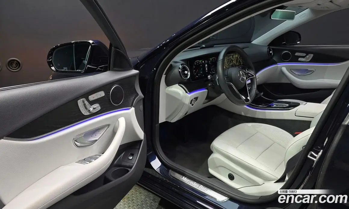 Mercedes-Benz E-Class 2022 2.0 автомат (гидро), фото 12 Mercedes-Benz E-Class 2022 2.0 автомат (гидро), фото 12