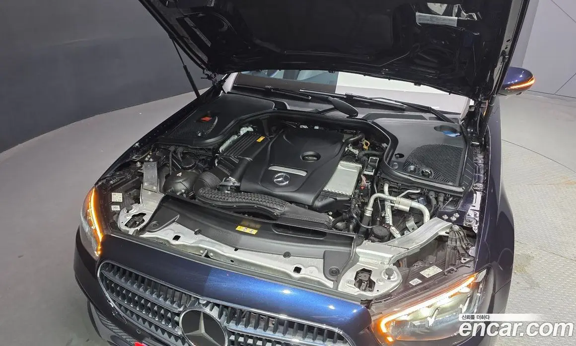 Mercedes-Benz E-Class 2022 2.0 автомат (гидро), фото 5 Mercedes-Benz E-Class 2022 2.0 автомат (гидро), фото 5