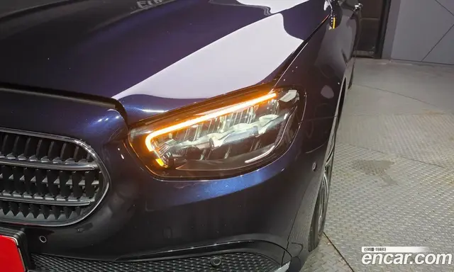 Mercedes-Benz E-Class 2022 2.0 автомат (гидро), миниатюра 7 Mercedes-Benz E-Class 2022 2.0 автомат (гидро), миниатюра 7